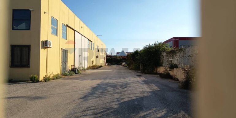 20251211192105-1010112-8