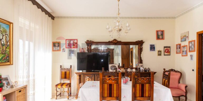 20251211195729-1010111-16