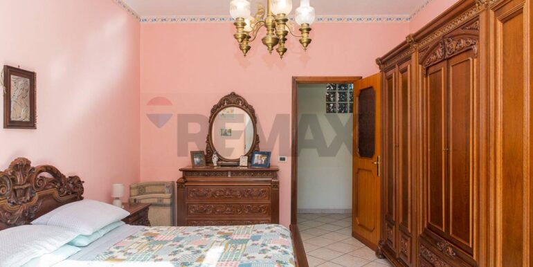 20251211195803-1010111-24