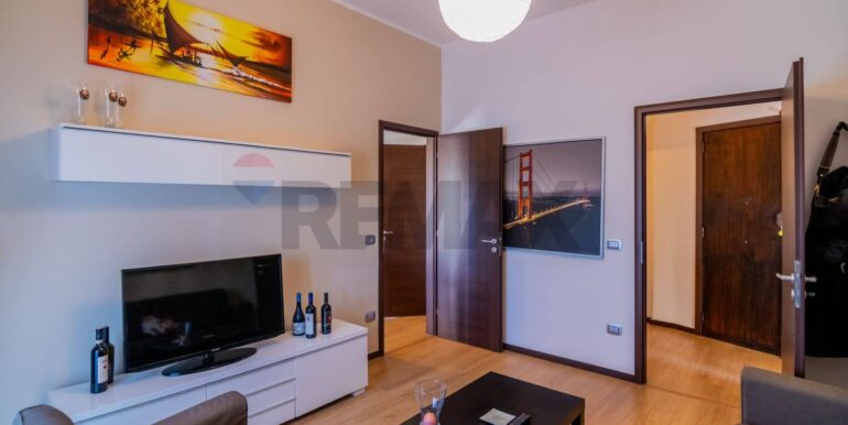 20251211205257-1010118-9