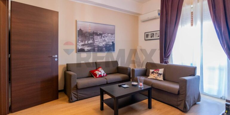 20251211205300-1010118-10