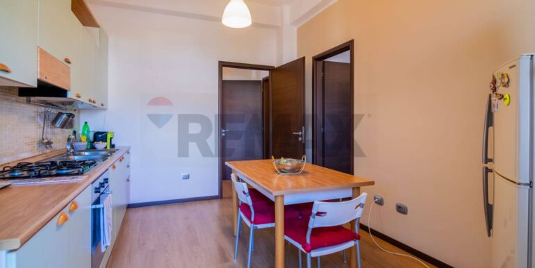 20251211205308-1010118-12