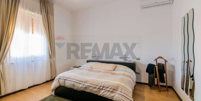 20251211205318-1010118-15