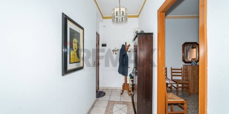 2025121121823-1009894-1