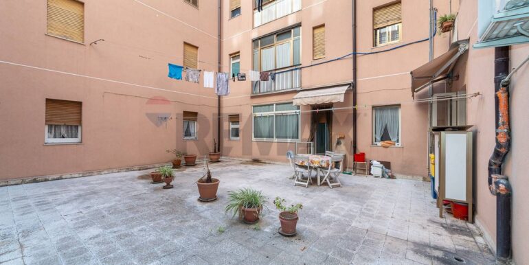 2025121121839-1009894-6