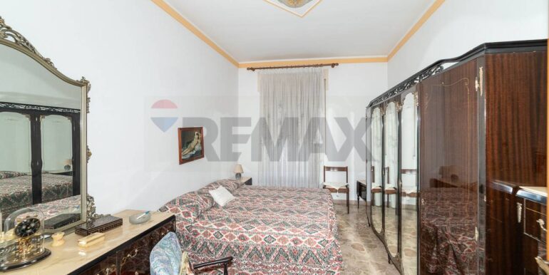 2025121121850-1009894-10