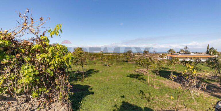 20251212104346-1010140-18