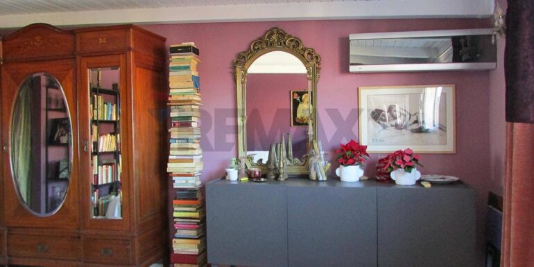 20251212115325-1010172-10