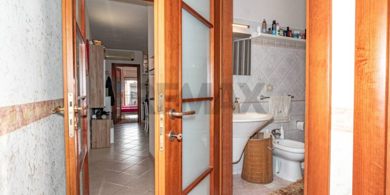 20251212131829-1010255-11