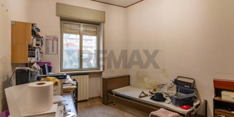 2025121294443-1006117-9