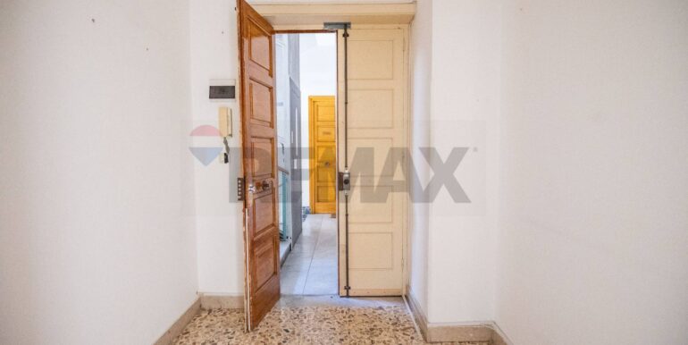 20251215103138-1005529-18