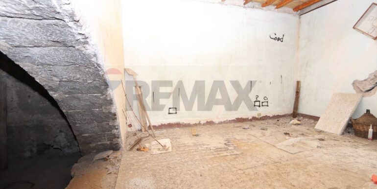 20251215160543-1010640-16