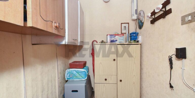 20251215184021-1010700-14