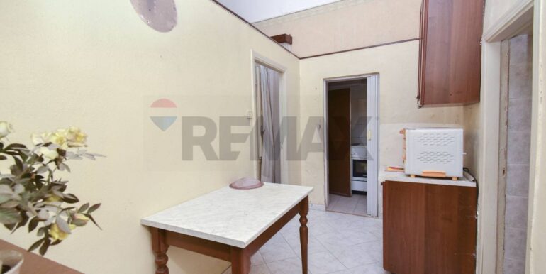 20251215184023-1010700-15