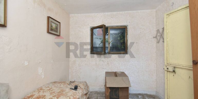 20251215184059-1010700-31