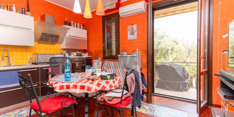 20251215201845-1010715-0