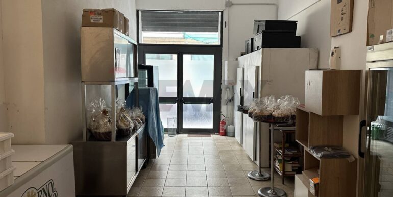 20251215222227-1010719-9