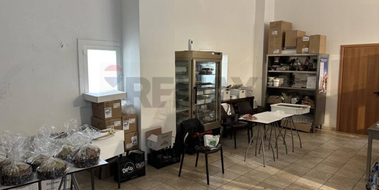 20251215222230-1010719-10