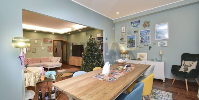 20251215222937-1010720-7