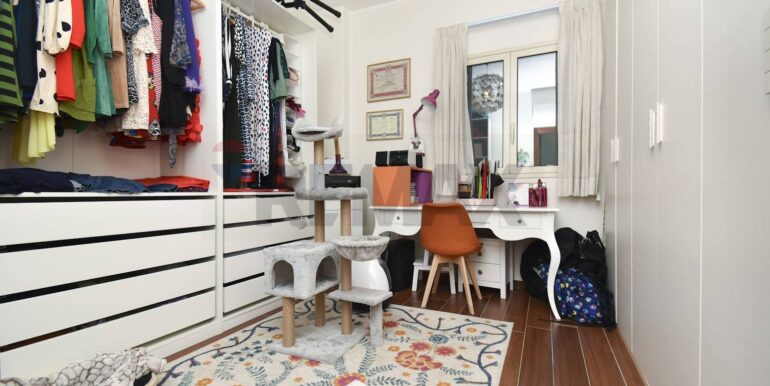 20251215222955-1010720-14