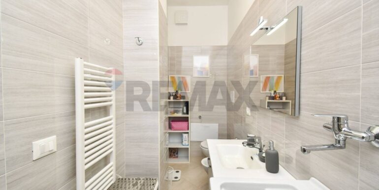 20251215223003-1010720-17