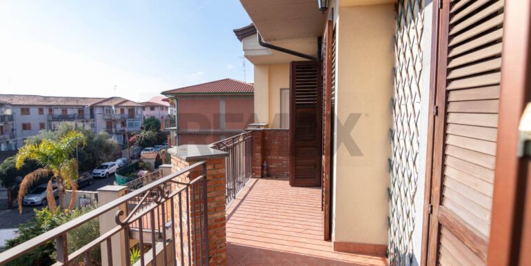 20251216102355-1006514-8