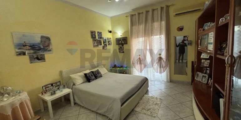 20251217185907-1011222-12