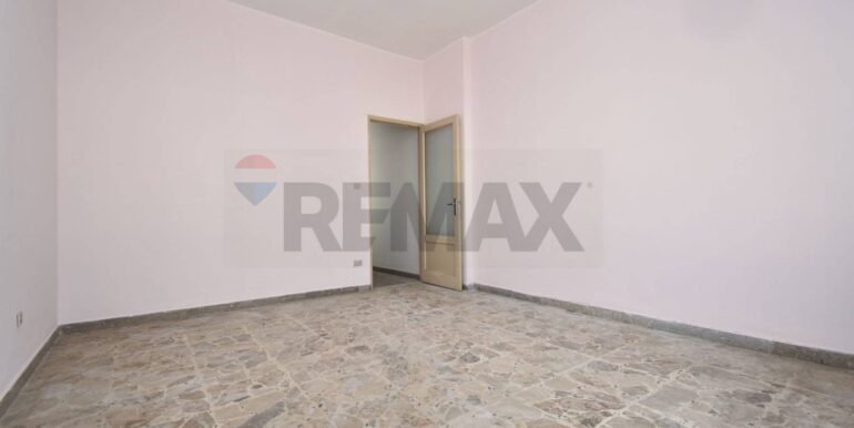 20251217195001-1011232-12