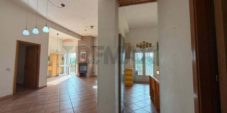 20251218154526-1011311-10