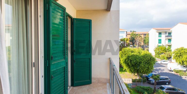 20251219105958-1010381-18