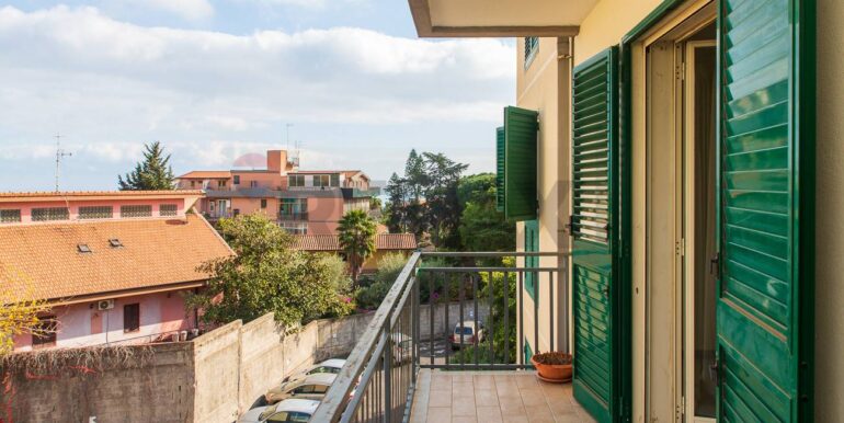 20251219110002-1010381-19