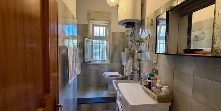 20251219120336-1011429-11