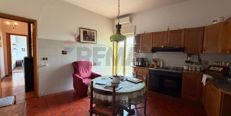 20251219120346-1011429-15