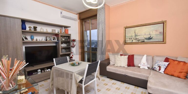 20251219121522-1011442-4