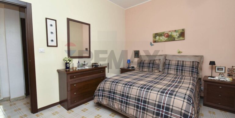 20251219121540-1011442-10