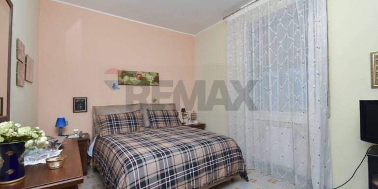 20251219121547-1011442-12