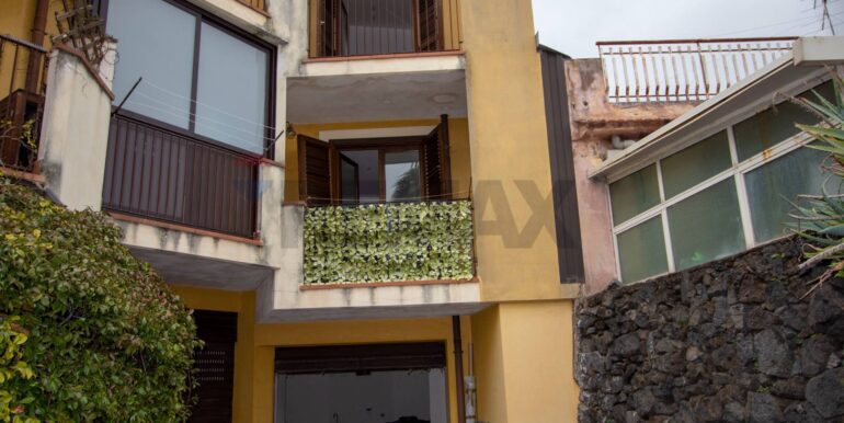 20251219220610-1011547-7