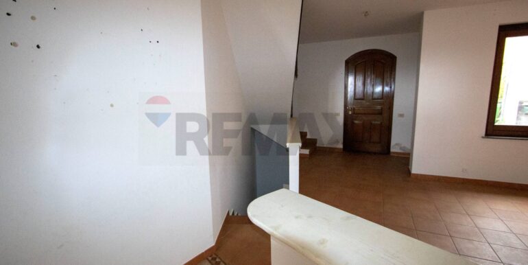 20251219220710-1011547-24