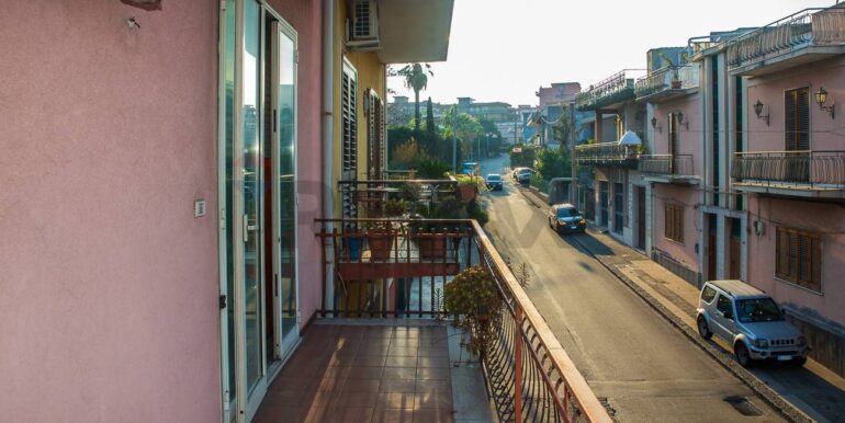 20251221115249-1011578-31