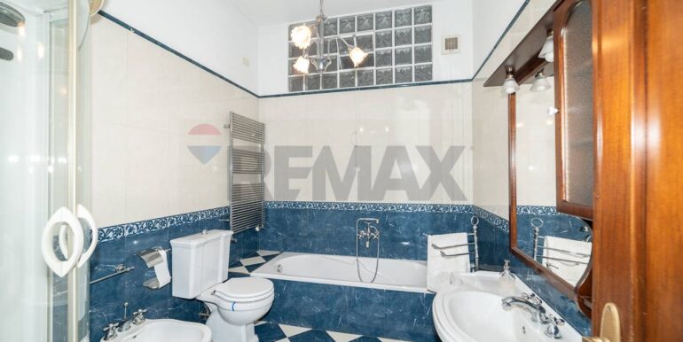 20251221115557-1011577-15