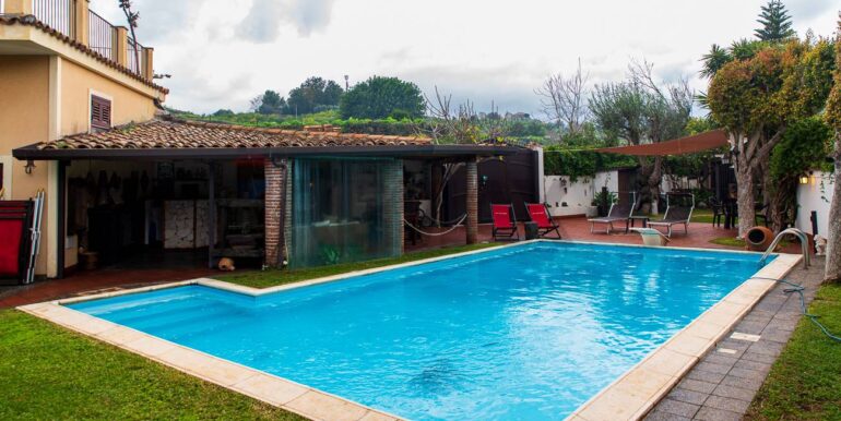 20251221123636-1005789-2