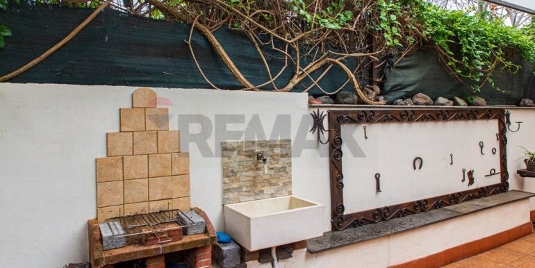 20251221123657-1005789-9