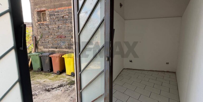 2025122184705-1011576-18