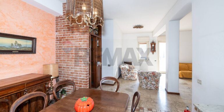 20251222101304-1005860-7