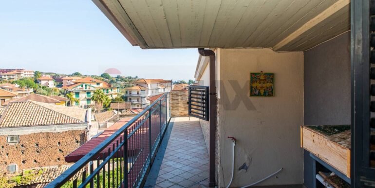 20251222103559-1011605-35