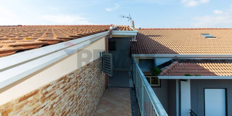 20251222103603-1011605-36