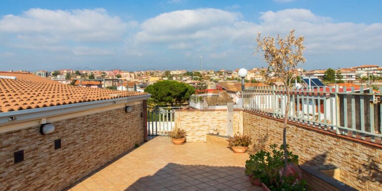 20251222103609-1011605-38