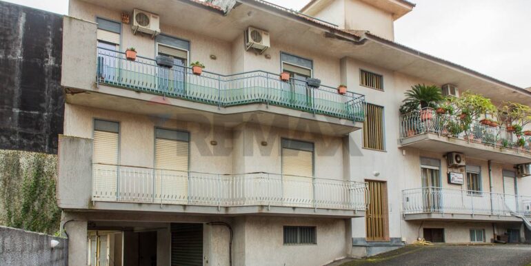 20251222111838-1011623-8