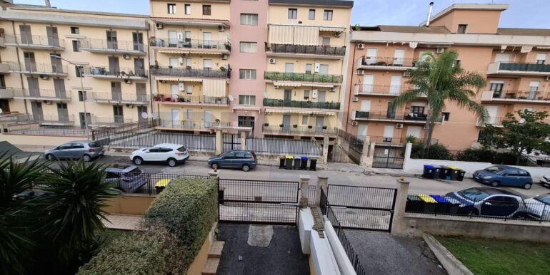 20251222115706-1011620-4