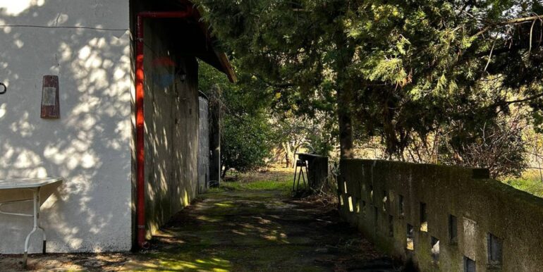 20251222120550-1011641-7